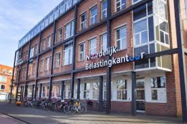 Afbeelding Medewerker heffen Noordelijk Belastingkantoor